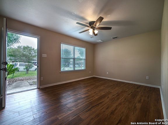 5th image of 5875 Castle Lk