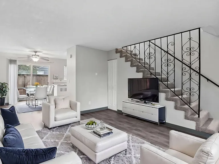 Arbor Place Apartments — Photo 4