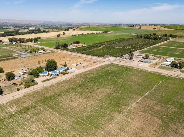 Crystal Ln, Wilder, ID 83676