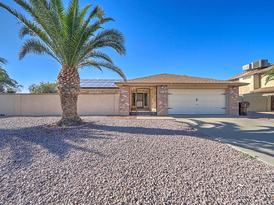 1st image of 8244 W Larkspur Dr