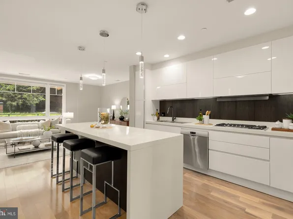 5109 Connecticut Ave NW #2, Washington, DC 20008
