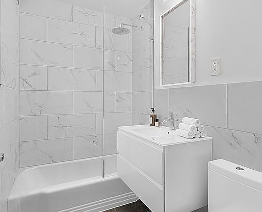 5th image of 315 E 65th St APT 1A