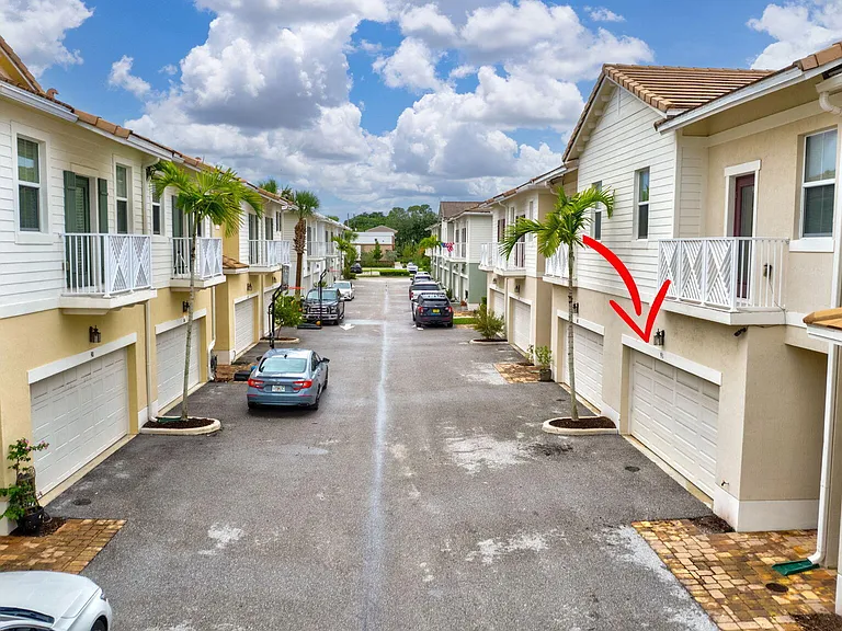 91 Palm Ln — Photo 57