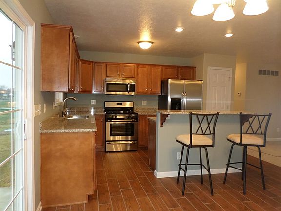 4th image of 30749 Swede Dr