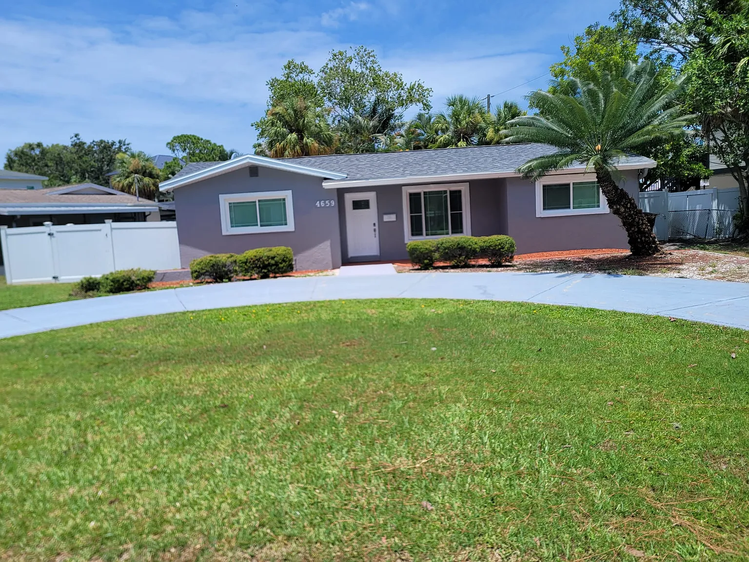 3 bed, 1308 sqft, $3,275 — Photo 2