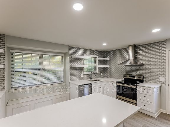 5th image of 5252 Goldmar Dr