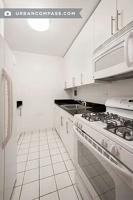 Rented by Compass | media 24