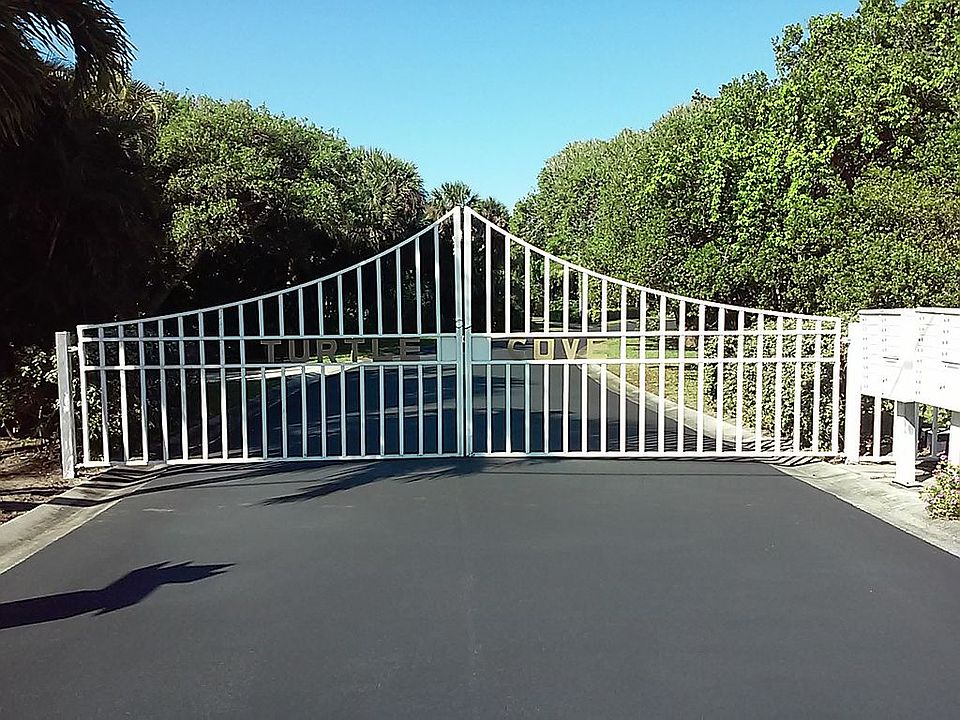 2nd image of 3485 Mariners Way