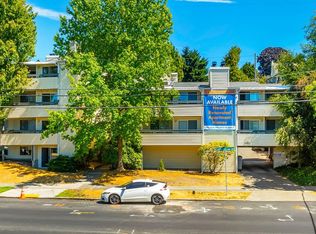 California Flats, Seattle, WA 98136