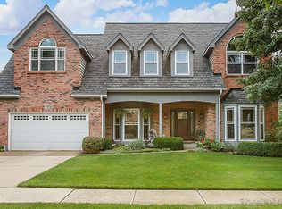 1525 Wilmette St, Wheaton, IL 60187