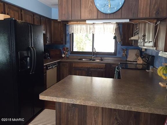 3rd image of 2295 Cress Creek Dr