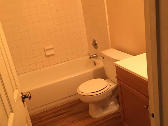 3rd image of 2326 Continental Ave