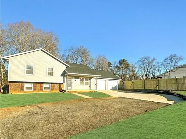 1311 Old Us Highway 421 Rd, Wilkesboro, NC 28697