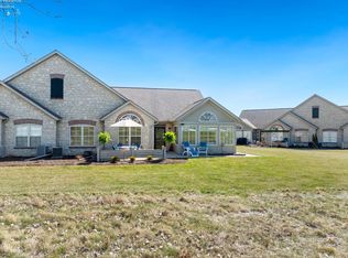 2912 Villa Ct #B, Port Clinton, OH 43452