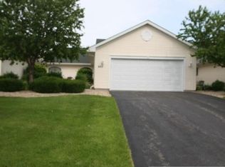 602 Aqua Cir, Lino Lakes, MN 55014