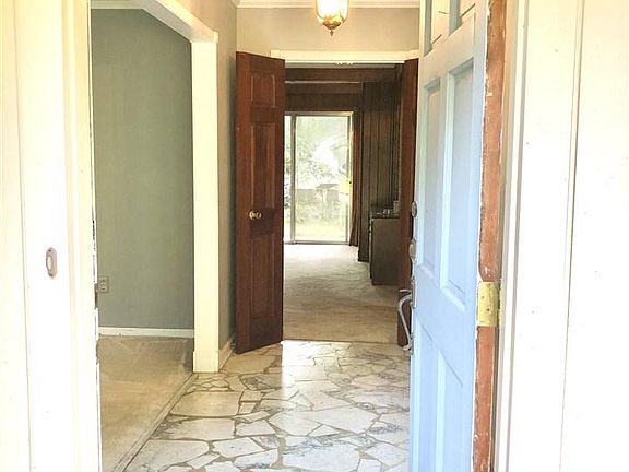 2nd image of 8034 Cavershamwood Ln
