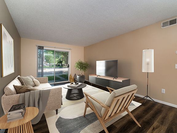 5th image of 900 E 14th St APT 201