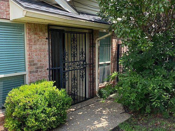 2nd image of 3732 Northridge Dr