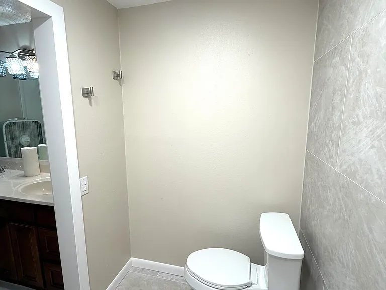 3252 Sand Ct — Photo 9