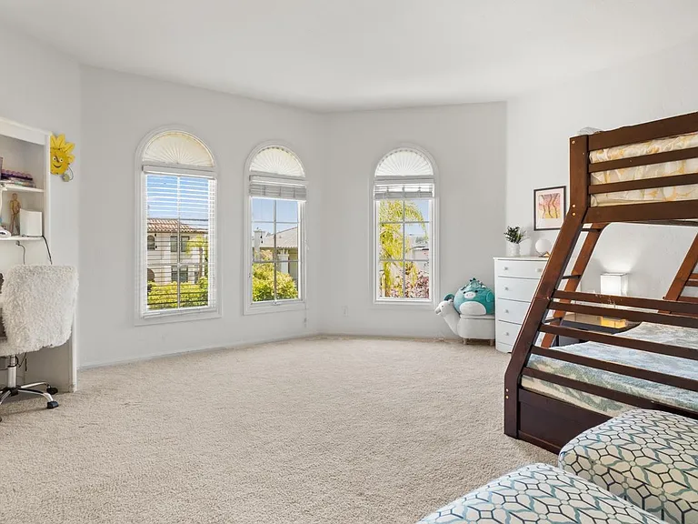 15983 S Woodson Dr — Photo 30