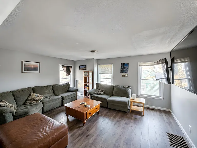 5 Sorrento St #2 — Photo 11