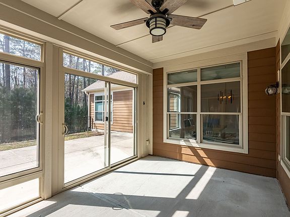 3rd image of 1007 Restoration Dr