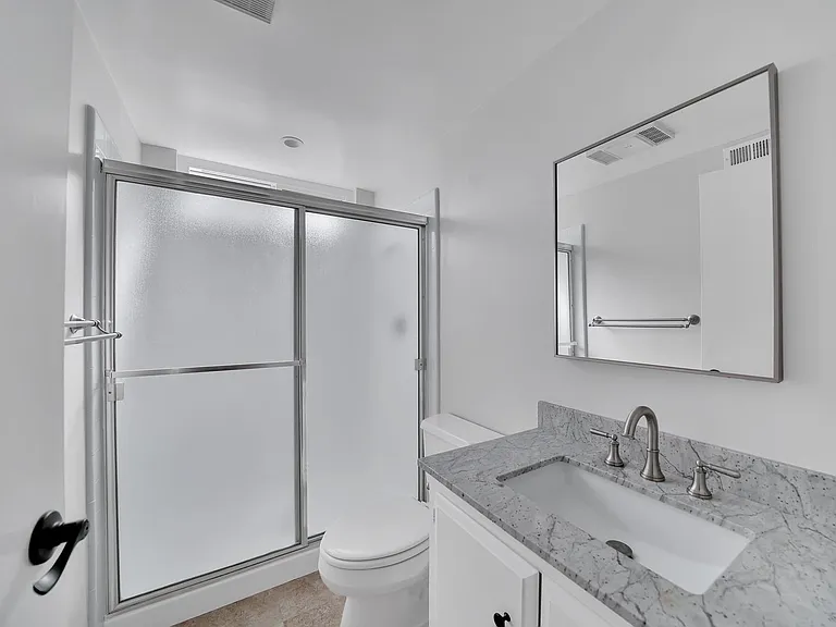 6781 Glen Dr — Photo 17