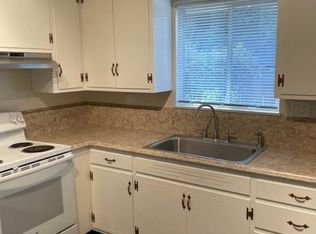 1596 Orchard St, Santa Rosa, CA 95404