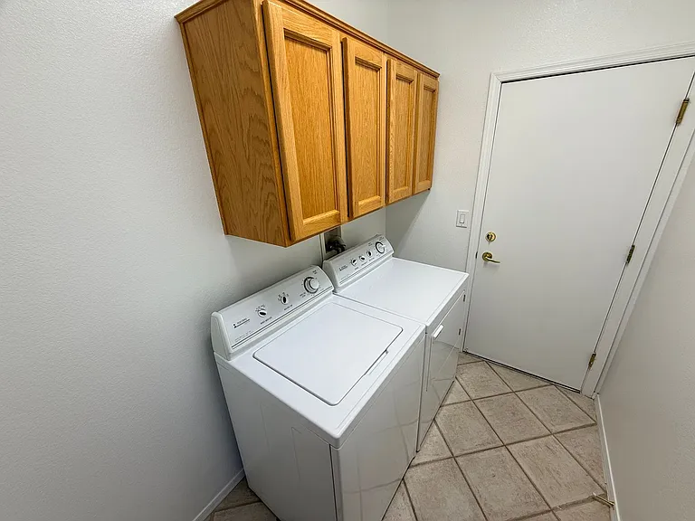 2337 Sun Cliffs St — Photo 21