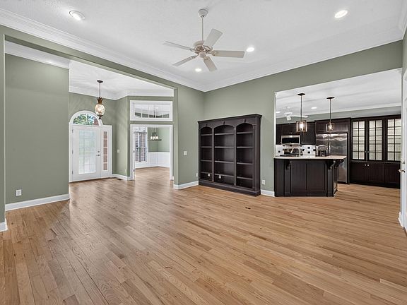5th image of 15 Ashbrook Ct
