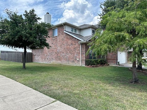 2nd image of 8404 Autumn Creek Trl