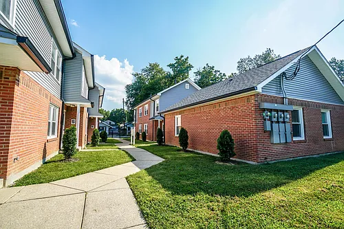 1644 W Kentucky St Photo 1