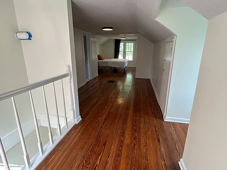 1011 Calvert St — Photo 12