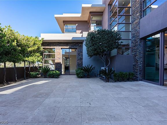 5th image of 91 Hawk Ridge Dr