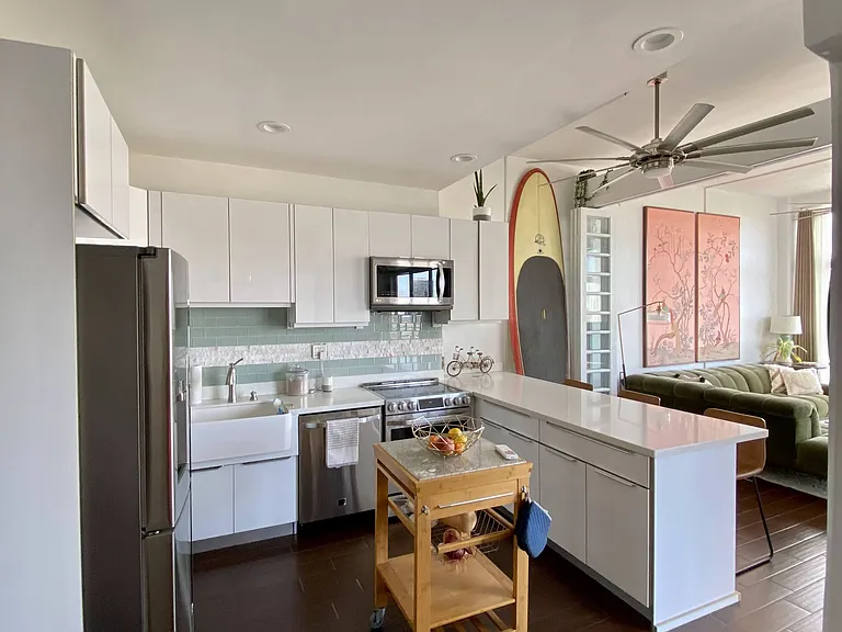1415 Victoria St #1516 — Photo 6