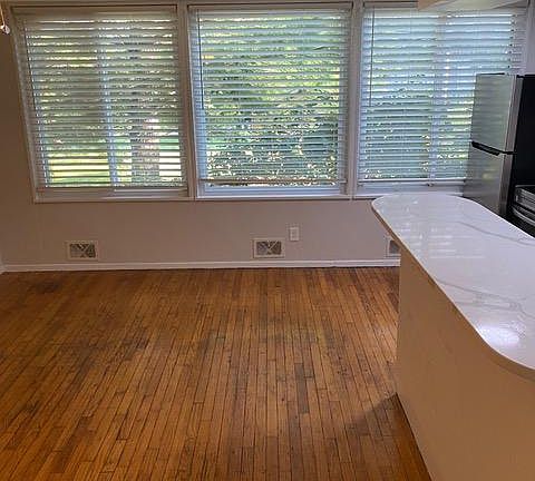 4th image of 3719 Wyoming St #10
