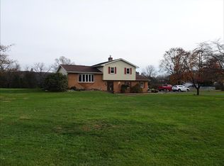 846 Bluemont Dr, Walnutport, PA 18088