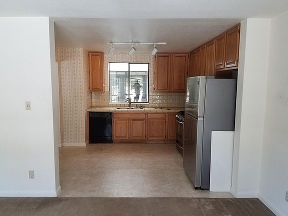 4th image of 1333 Lincoln Way APT 1