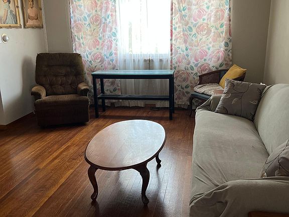 4th image of 351 Auburn Ave Floor 1