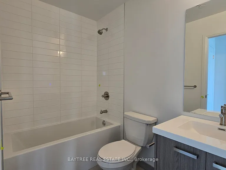 20 Soudan Ave #2308 — Photo 5