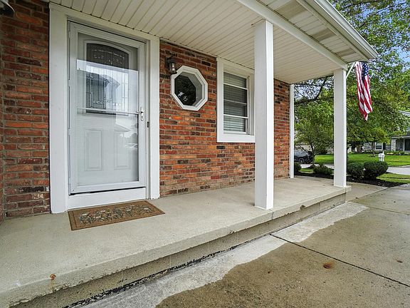 4th image of 2372 Clover Blossom Ct