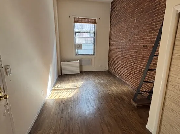327 East 92nd Street image 1 of 8