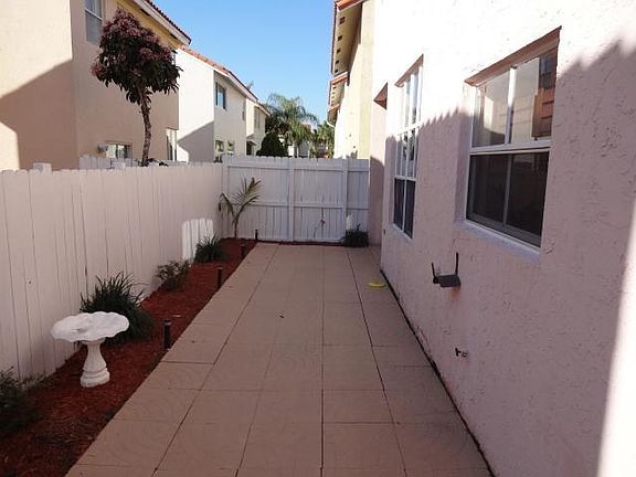 2nd image of 3120 SW 36th Ave
