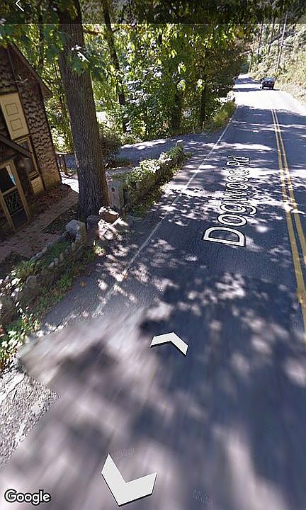 1st image of 21 Dogwood Rd