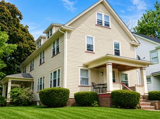 1755 Cumberland Rd, Cleveland Heights, OH 44118