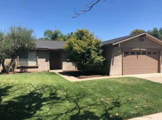 3392 W Oswego Ave, Fresno, CA