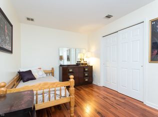 14 Dock Watch Hollow Rd, Warren, NJ 07059