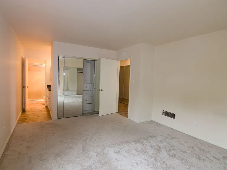 765 Rand Ave Apartments — Photo 35