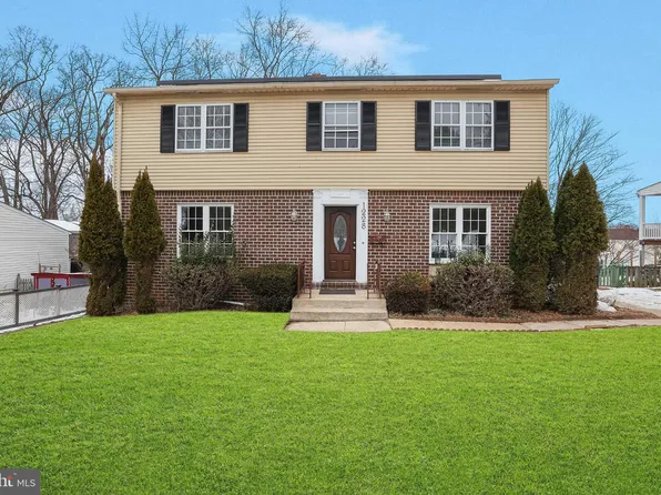 1228 Pleasant Valley Dr, Catonsville, MD 21228