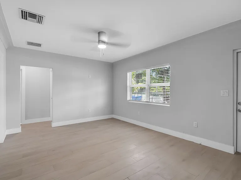 351 NE 82nd St #1 — Photo 9